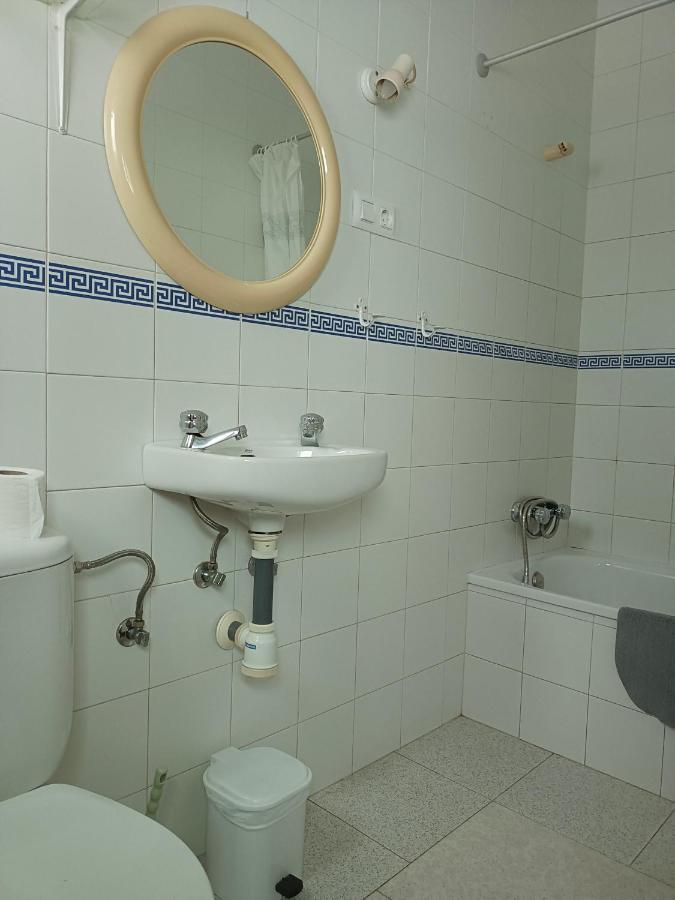 Pension Larra Mairena De Alcor Dış mekan fotoğraf